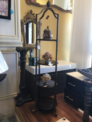 Moraine Rnd Display Shelf S2
